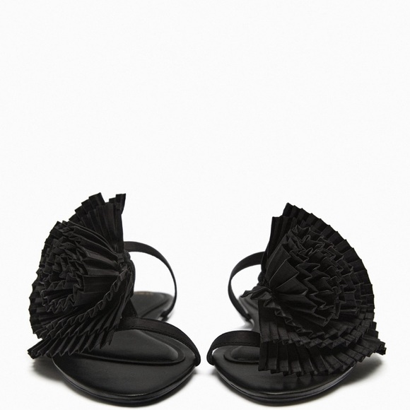 ZARA PLEATED FLAT SANDALS - Picture 6 of 8